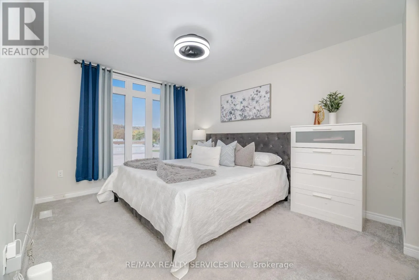 3 - 40 ZINFANDEL DRIVE