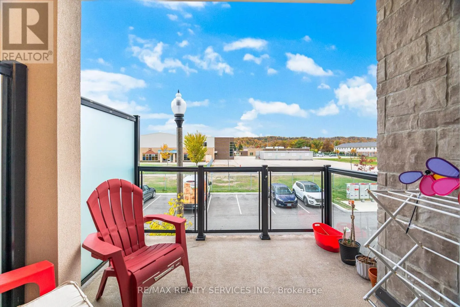 3 - 40 ZINFANDEL DRIVE