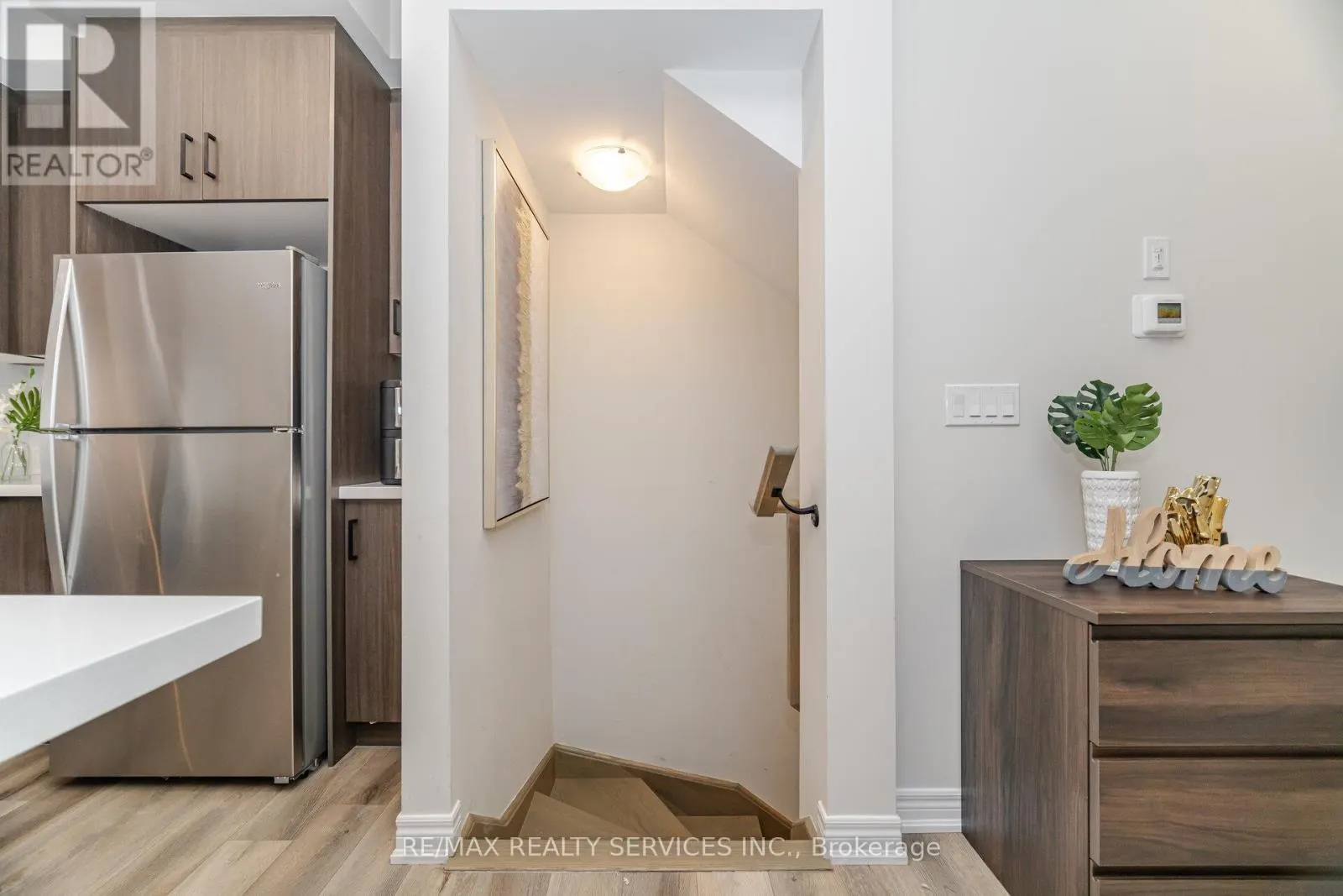 3 - 40 ZINFANDEL DRIVE