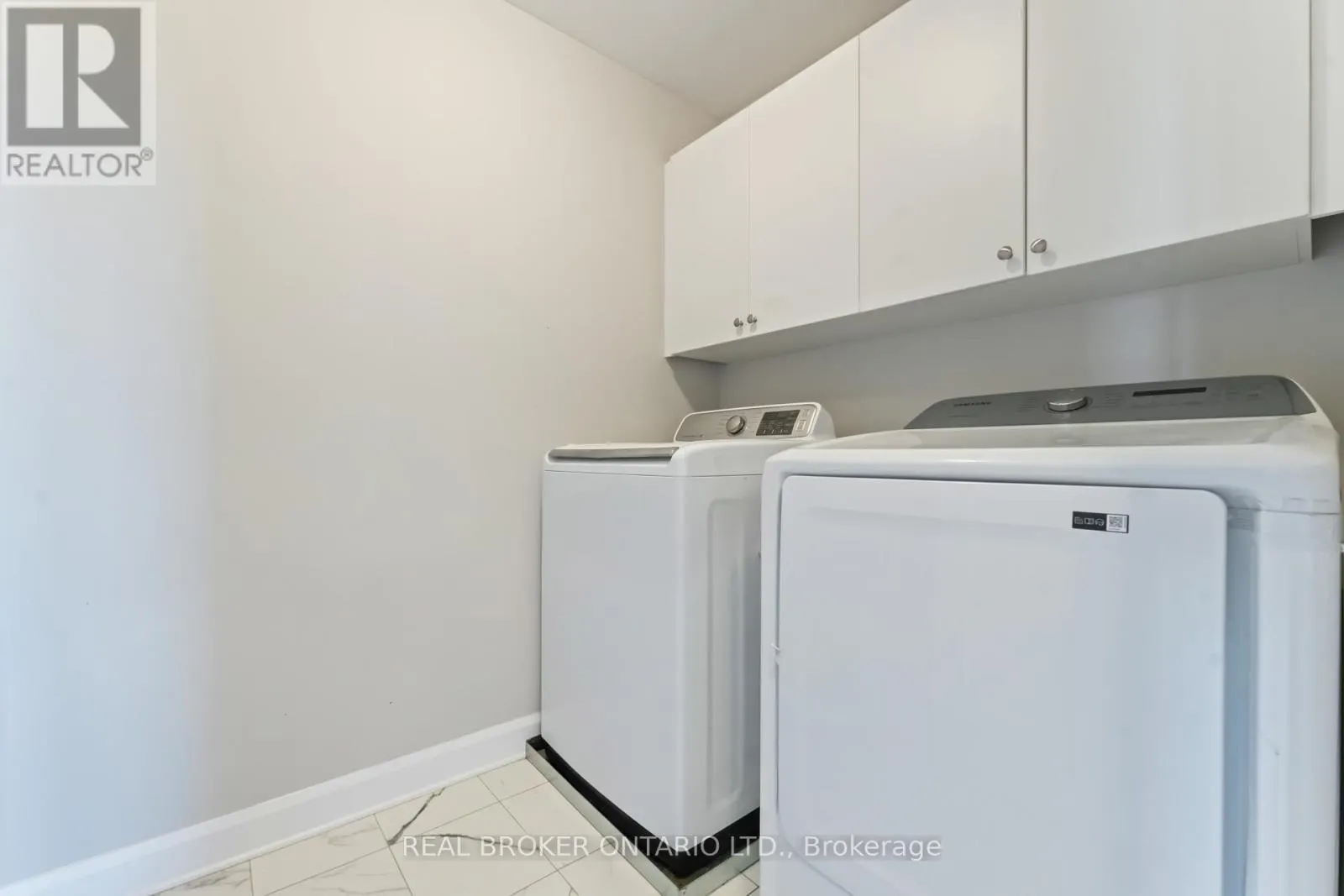 675 TALIESIN CRESCENT