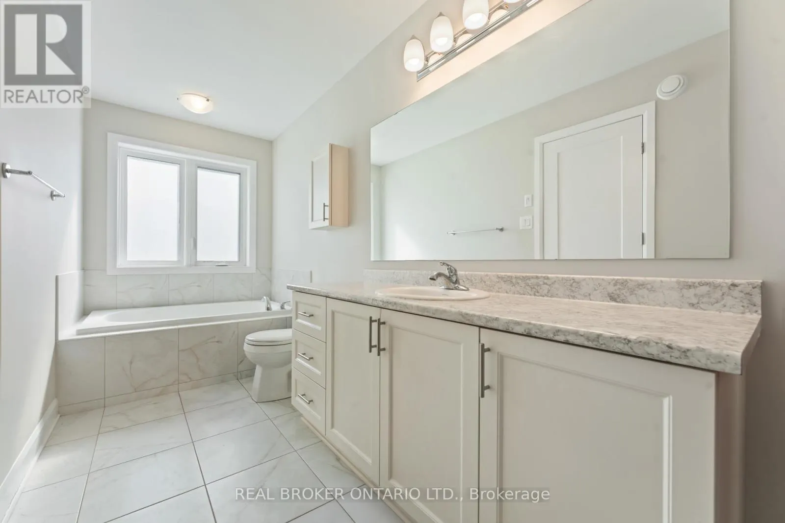 675 TALIESIN CRESCENT