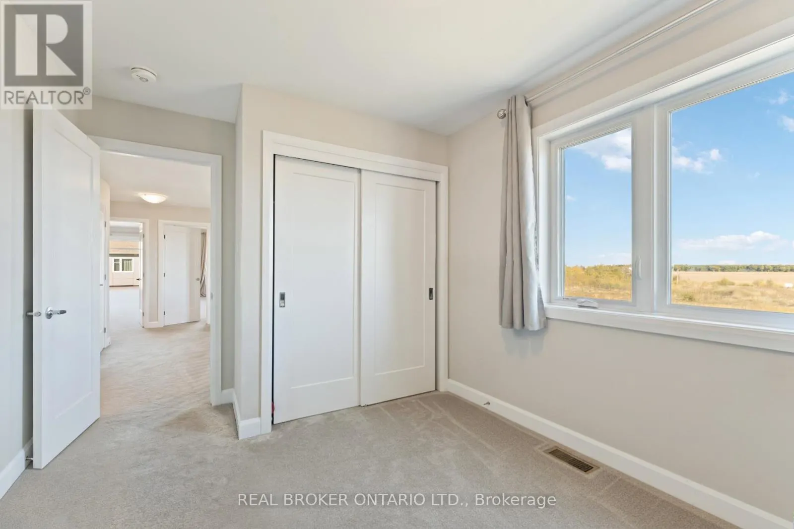 675 TALIESIN CRESCENT