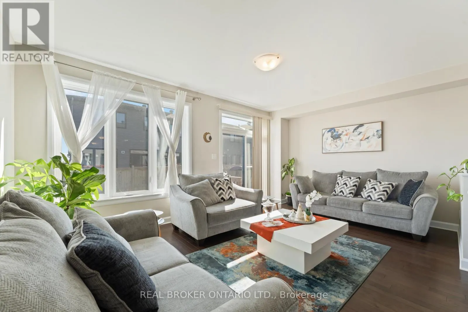 675 TALIESIN CRESCENT