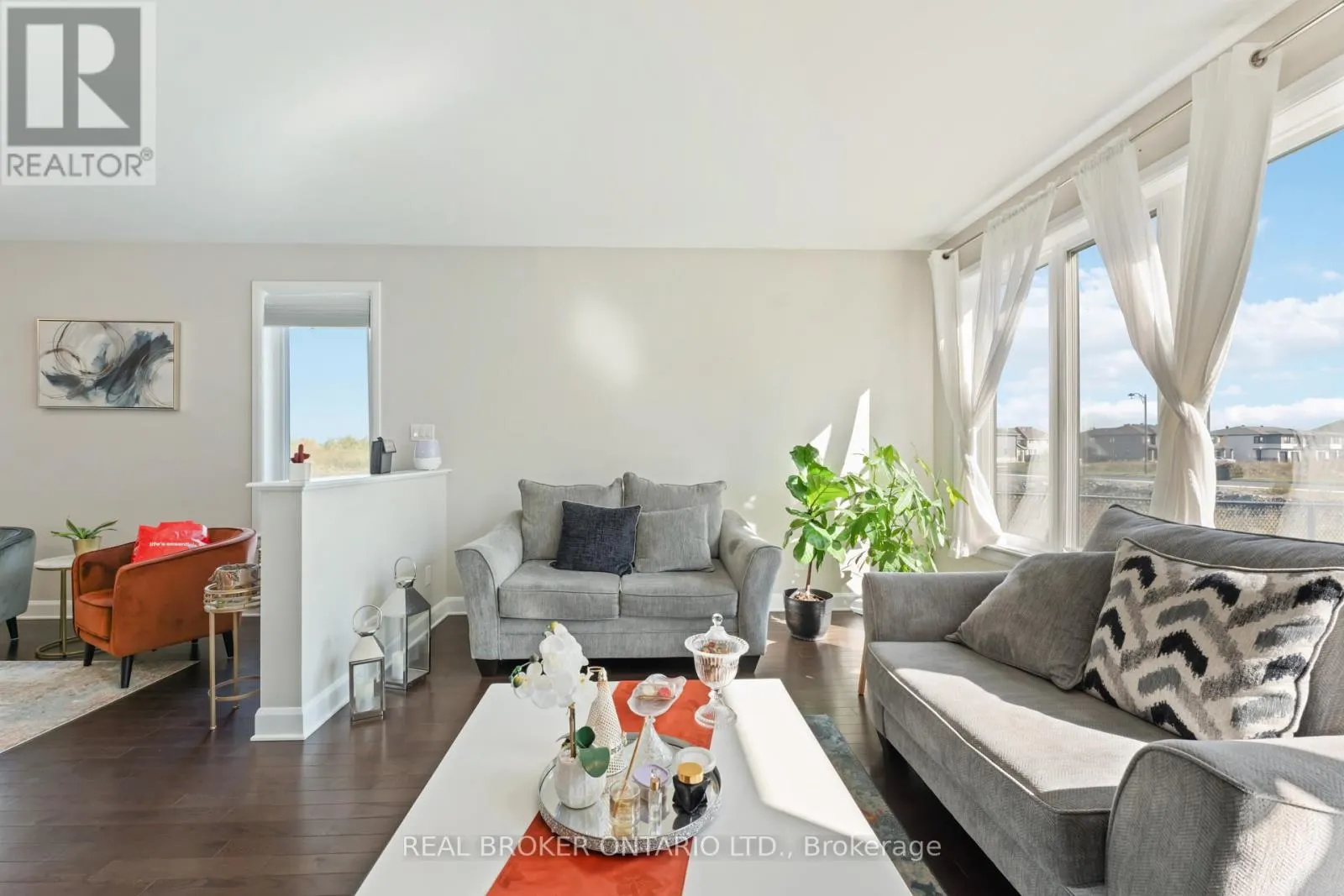 675 TALIESIN CRESCENT