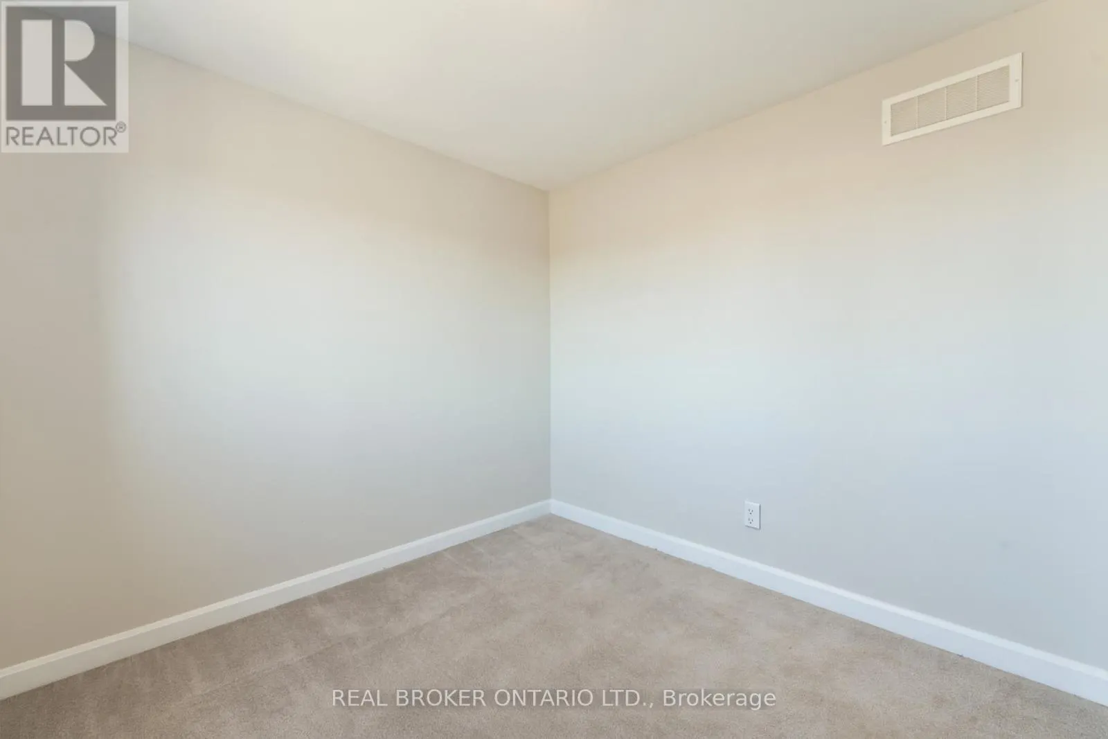 675 TALIESIN CRESCENT