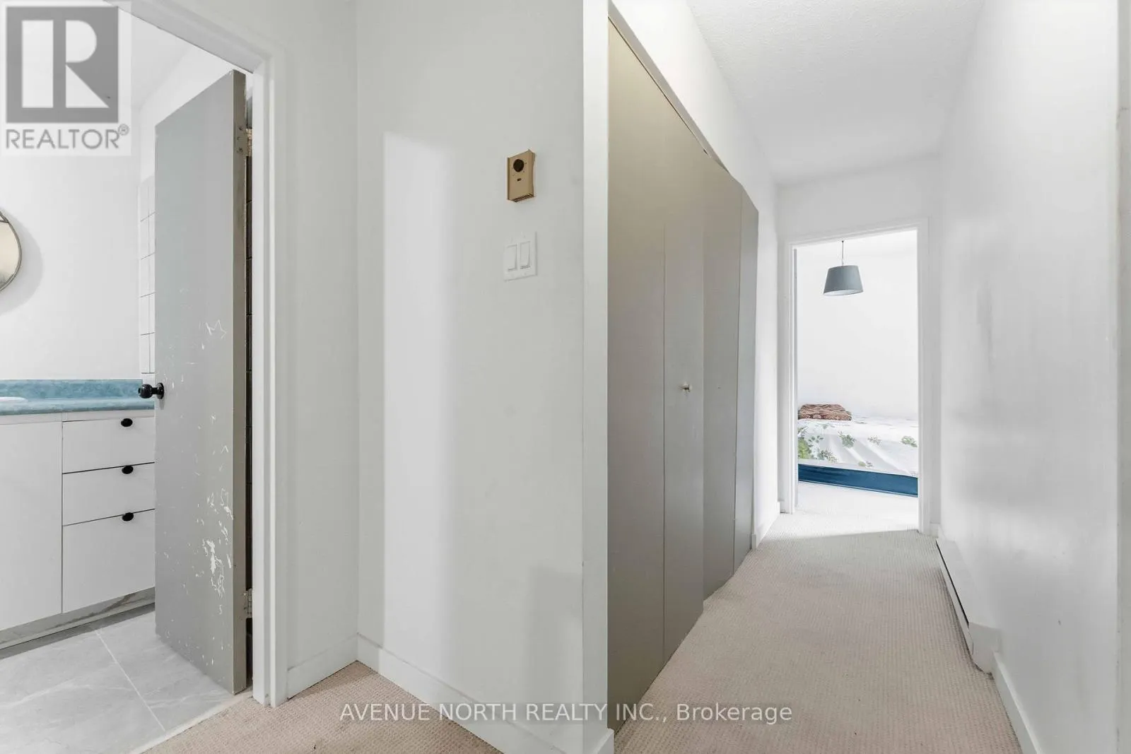 11K - 2080 OGILVIE ROAD