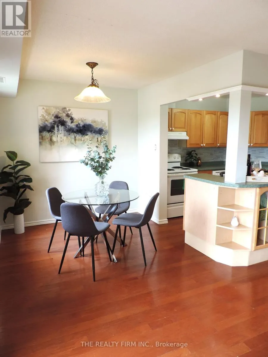 504 - 858 COMMISSIONERS ROAD E, #504