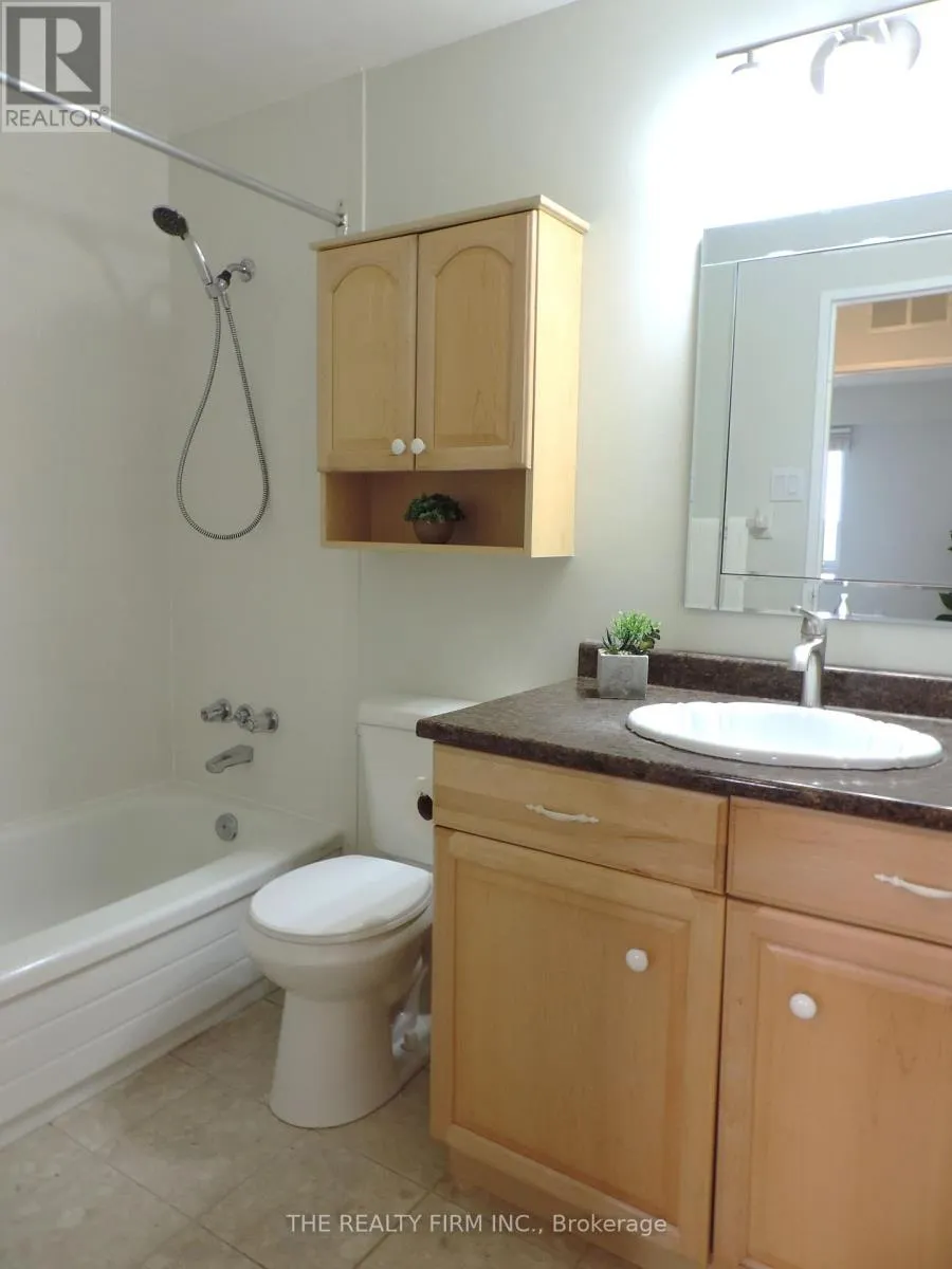 504 - 858 COMMISSIONERS ROAD E, #504