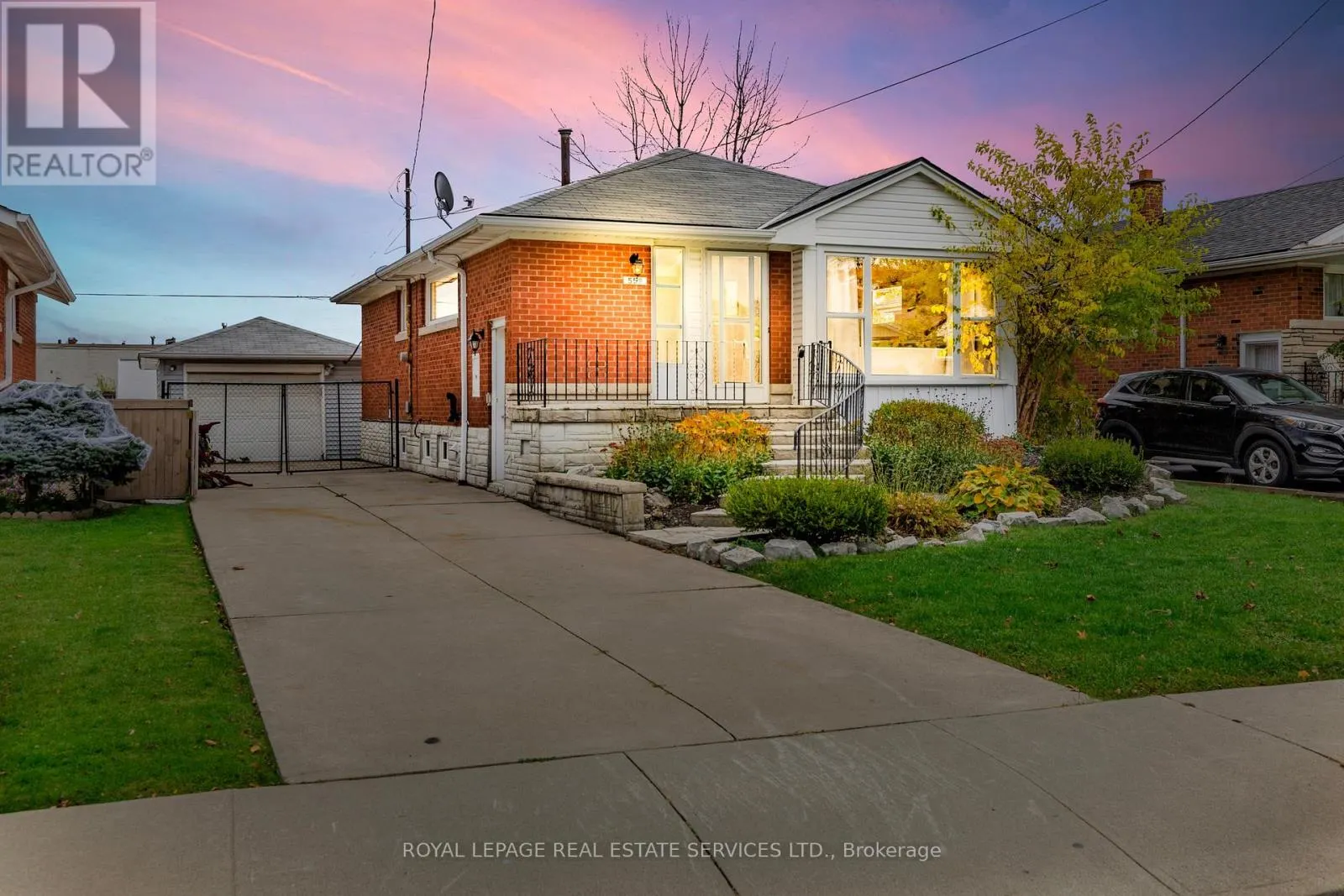 559 EAST 27TH STREET