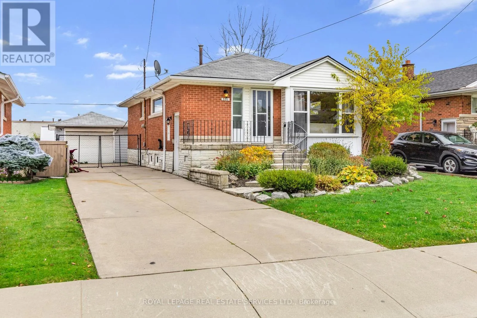 559 EAST 27TH STREET