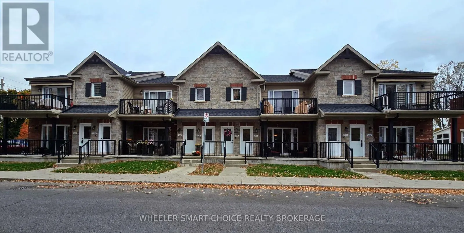 125A - 125A THIRD STREET W