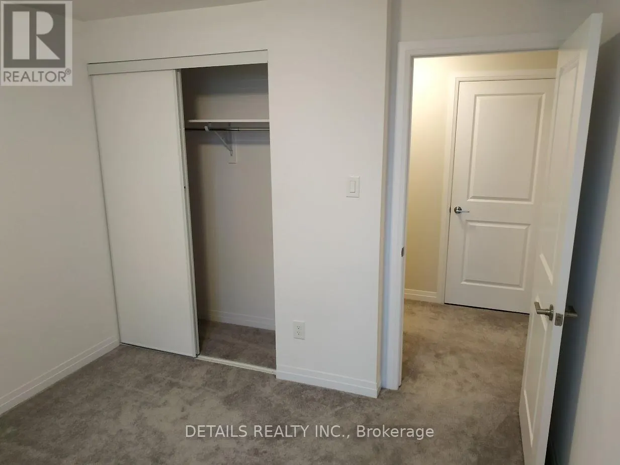 D - 440 VIA VERONA AVENUE