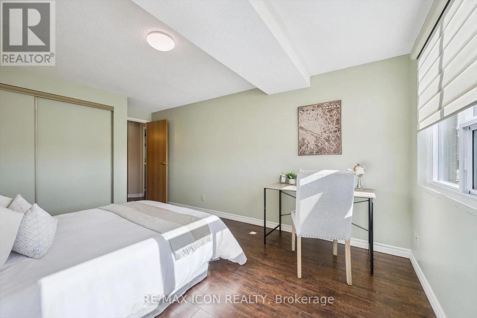 610 - 20 ELLEN STREET E