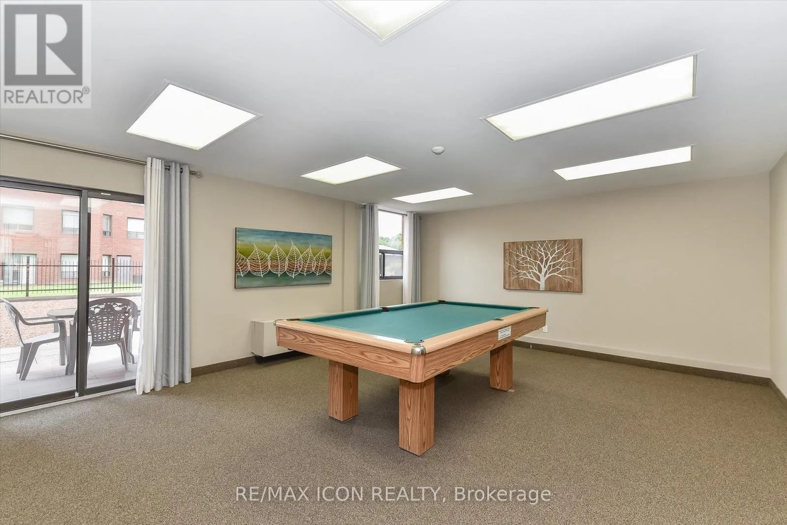 610 - 20 ELLEN STREET E