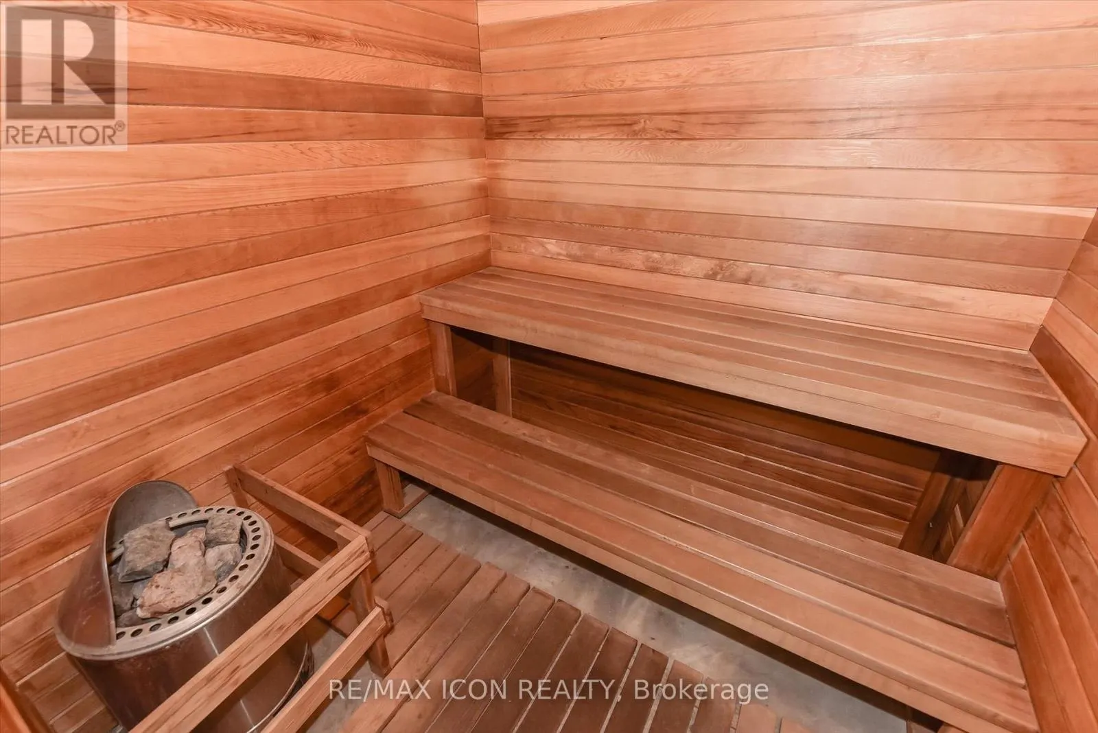 610 - 20 ELLEN STREET E