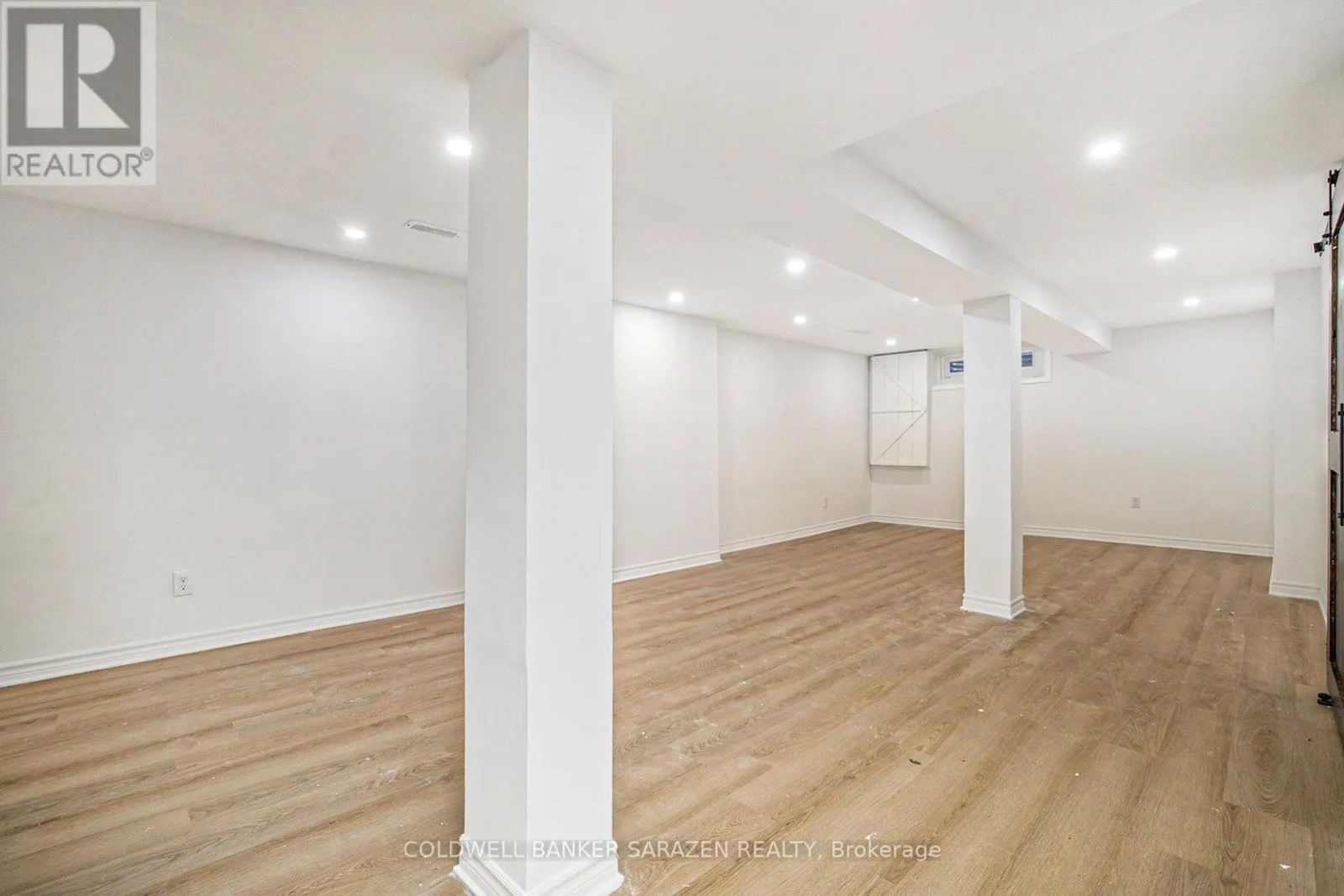 110 RUTHERFORD COURT