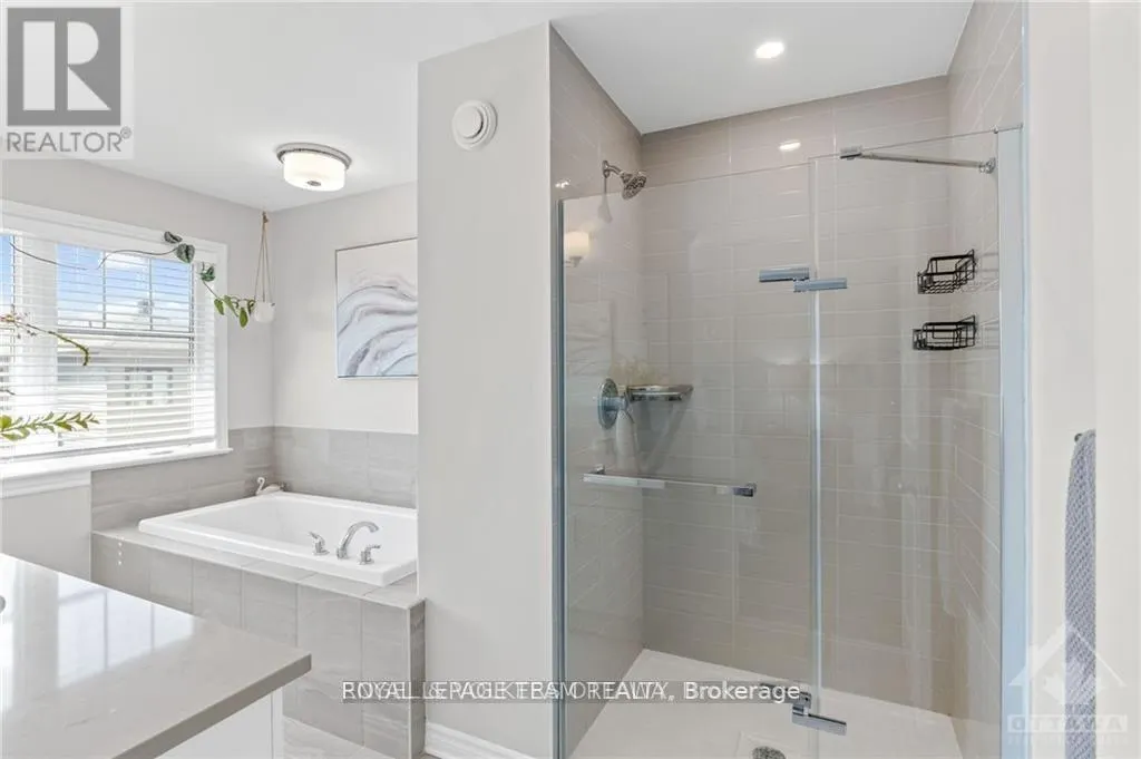 165 ANGELONIA CRESCENT E