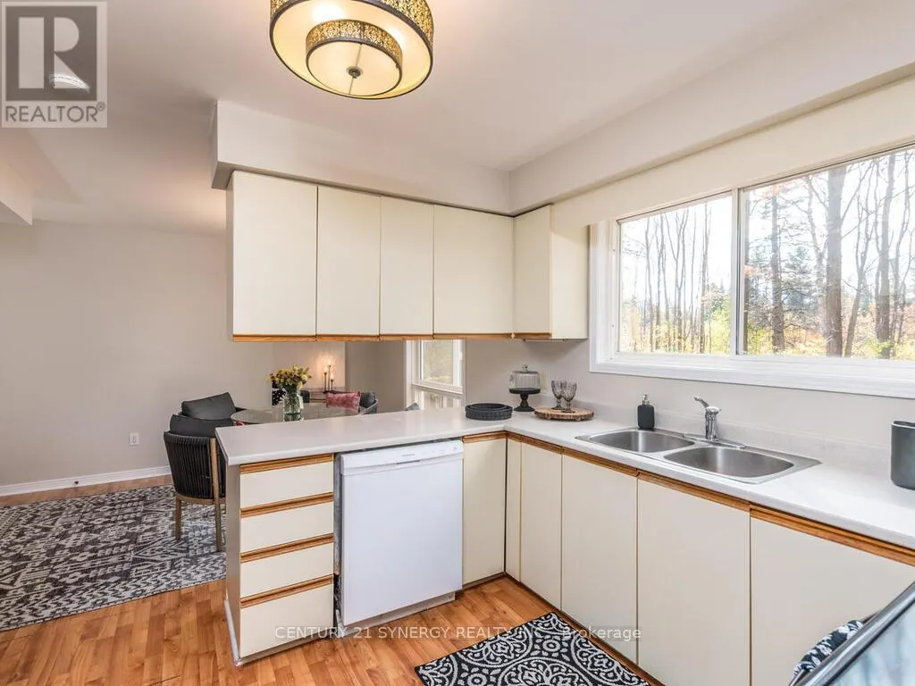 1423 DIAMONDVIEW ROAD