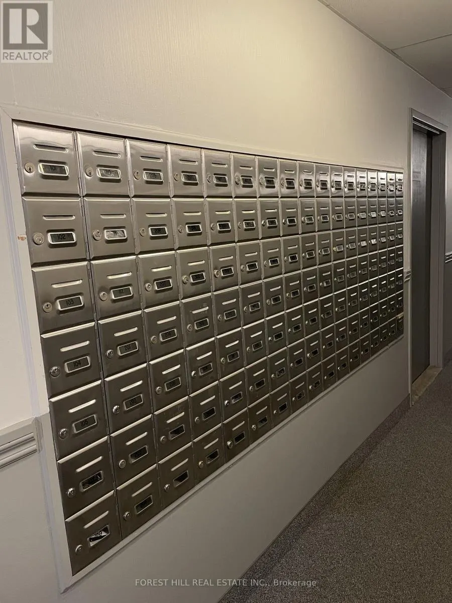 403 - 1600 ADELAIDE STREET N, #403