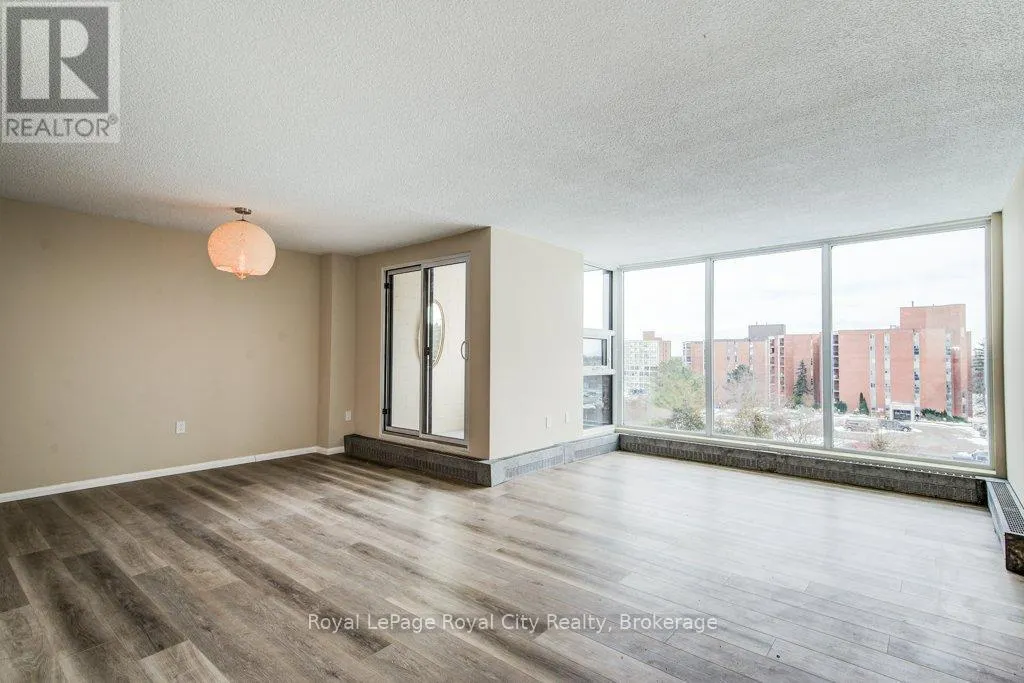 602 - 19 WOODLAWN ROAD E, #602