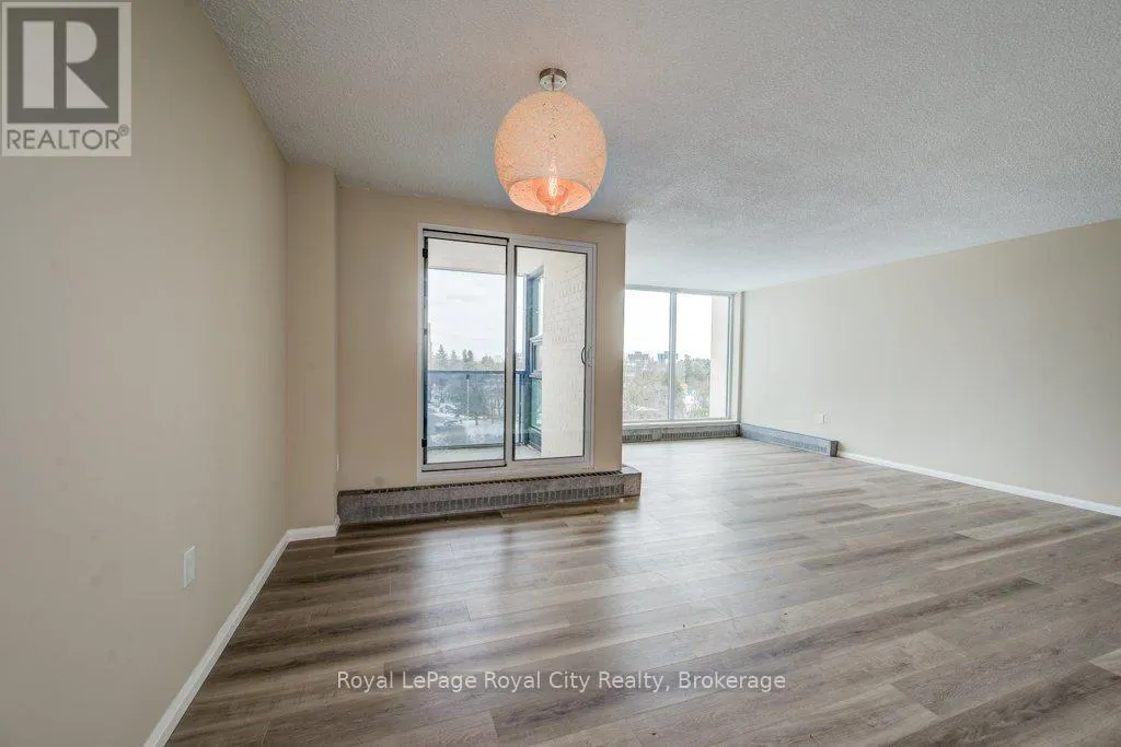 602 - 19 WOODLAWN ROAD E, #602