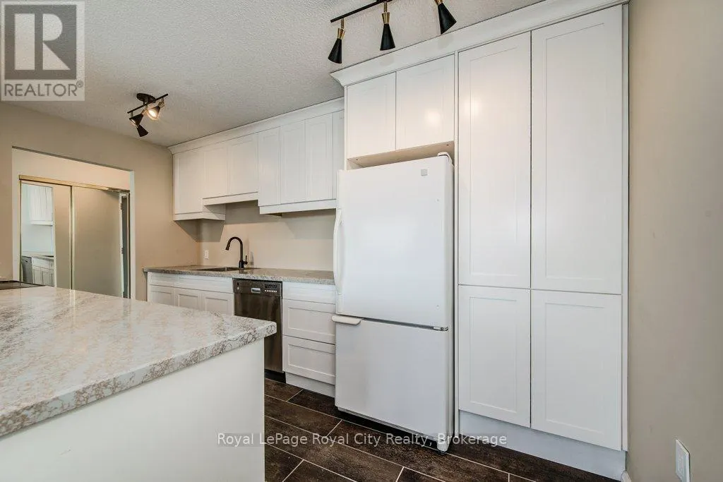 602 - 19 WOODLAWN ROAD E, #602