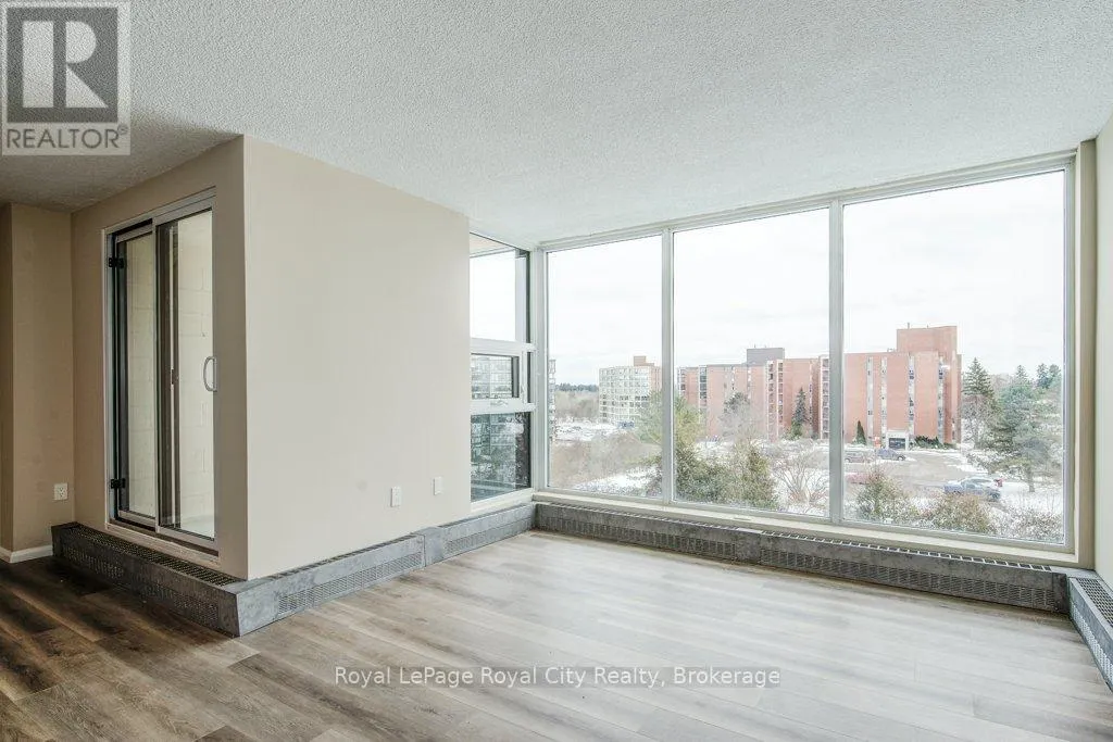 602 - 19 WOODLAWN ROAD E, #602