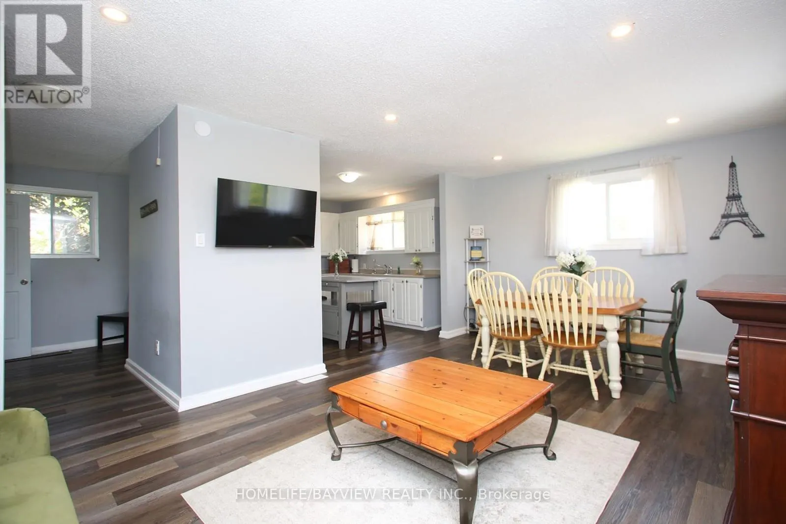 2ND FLR - 9 BRIDGE STREET