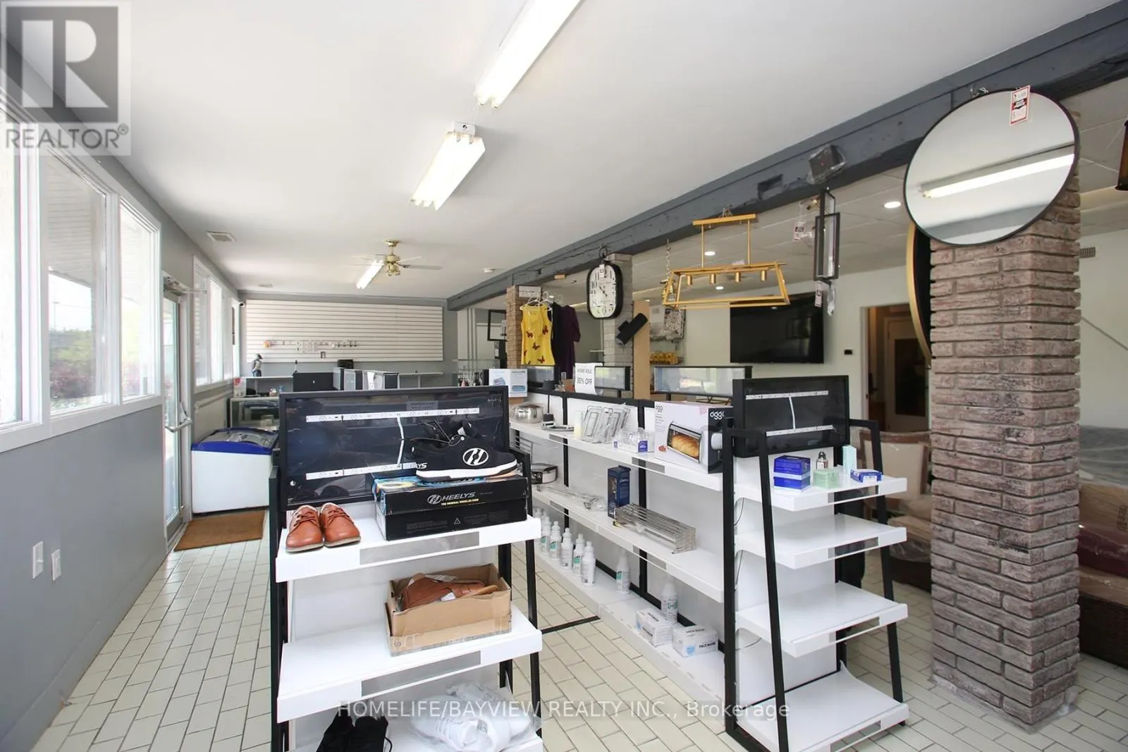 2ND FLR - 9 BRIDGE STREET