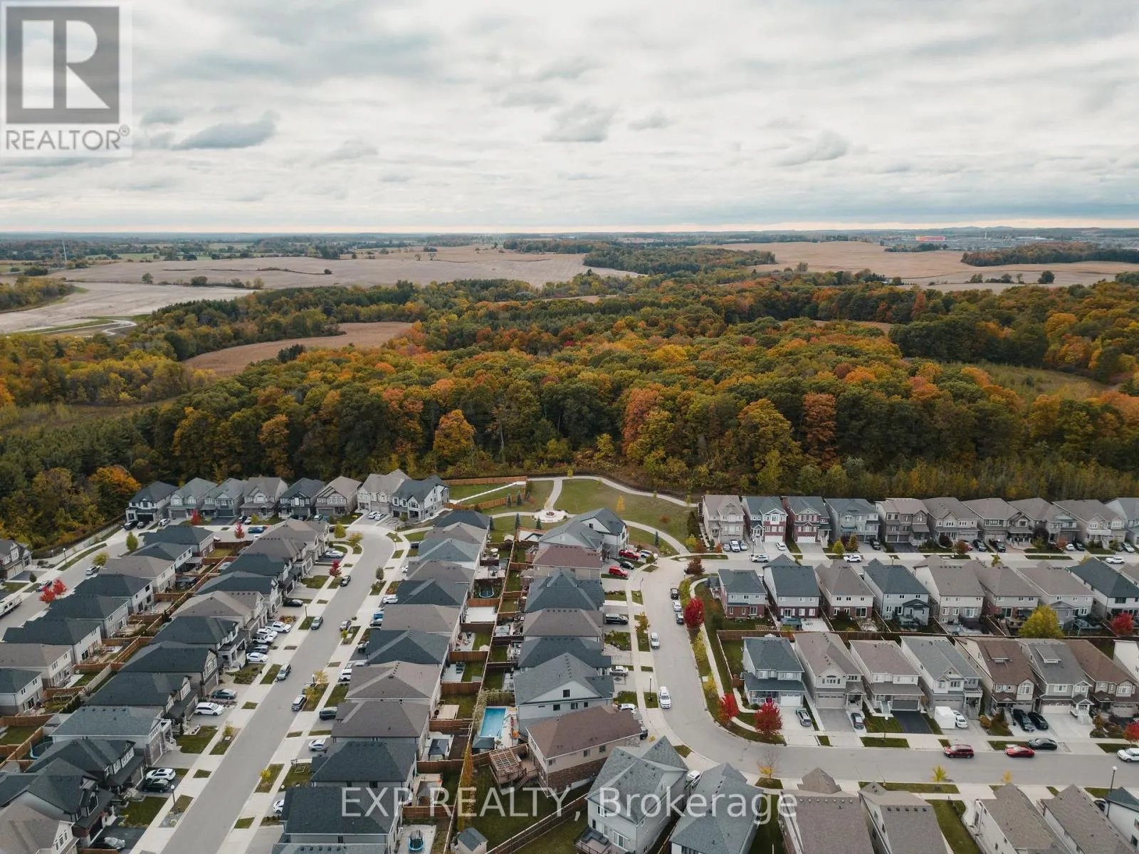 346 MOORLANDS CRESCENT