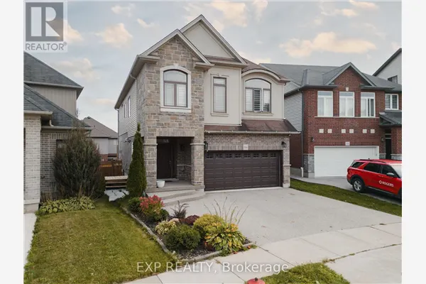 346 MOORLANDS CRESCENT