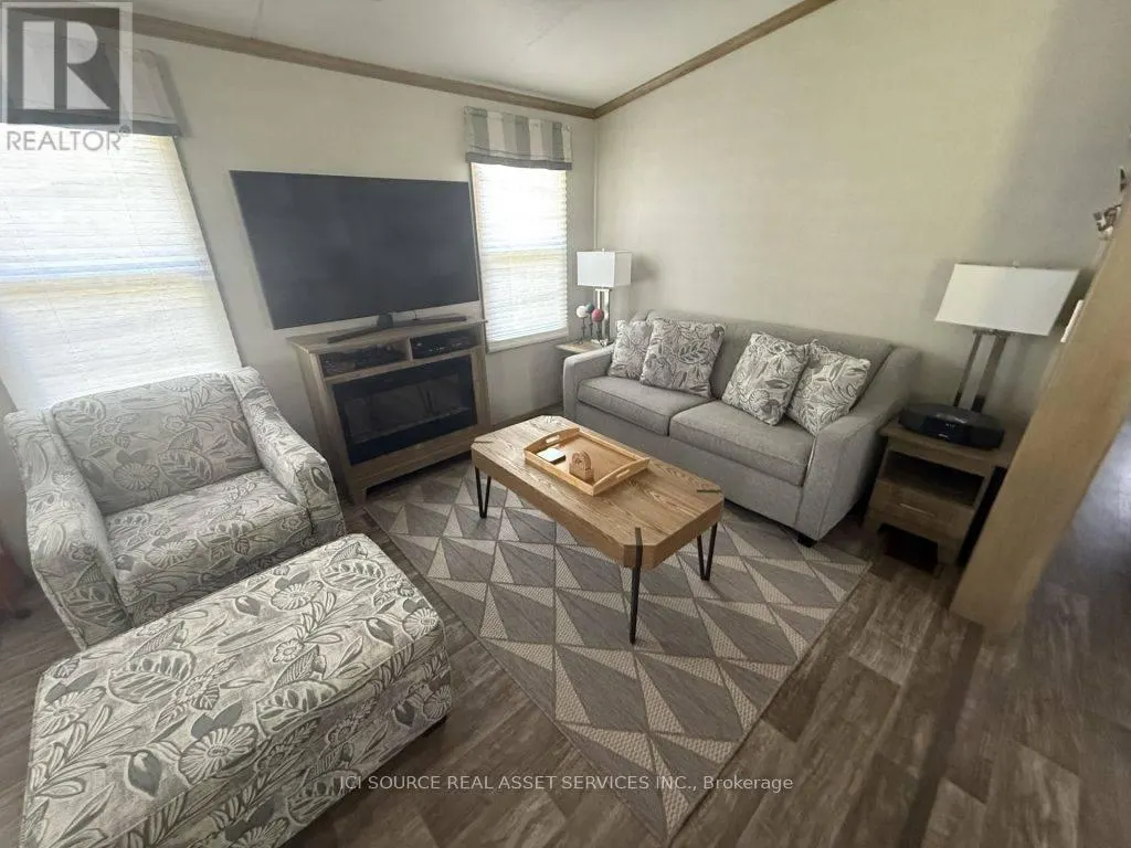 CHL034 - 1235 VILLIERS LINE