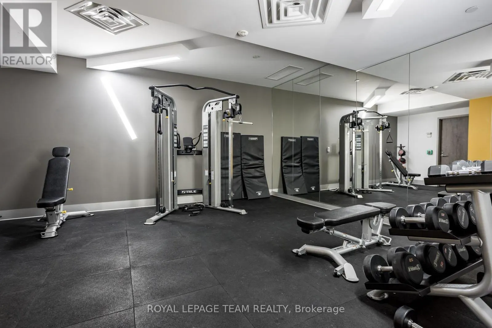 709 - 485 RICHMOND ROAD