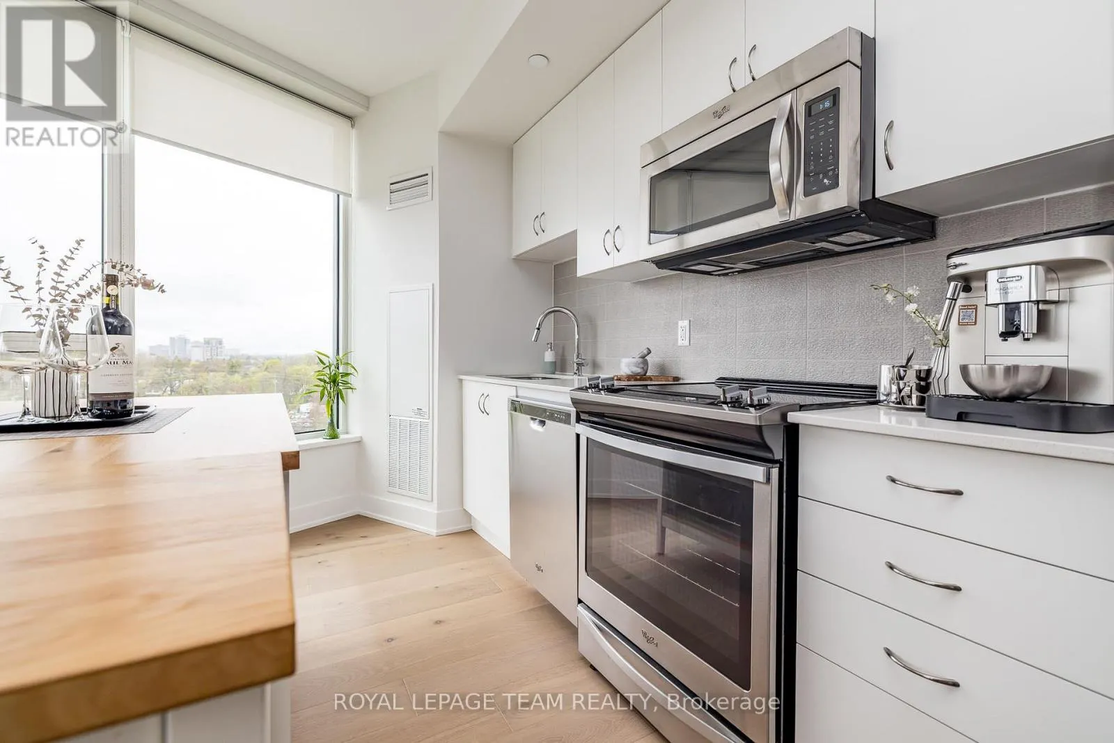 709 - 485 RICHMOND ROAD