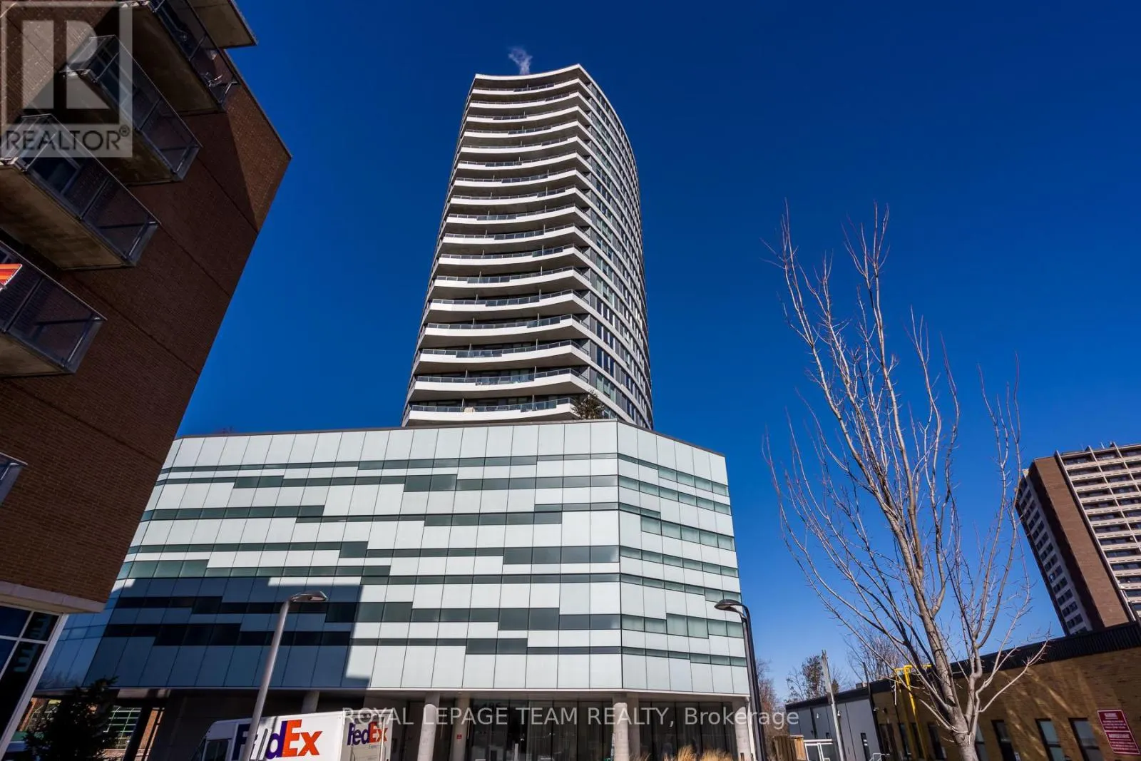 709 - 485 RICHMOND ROAD