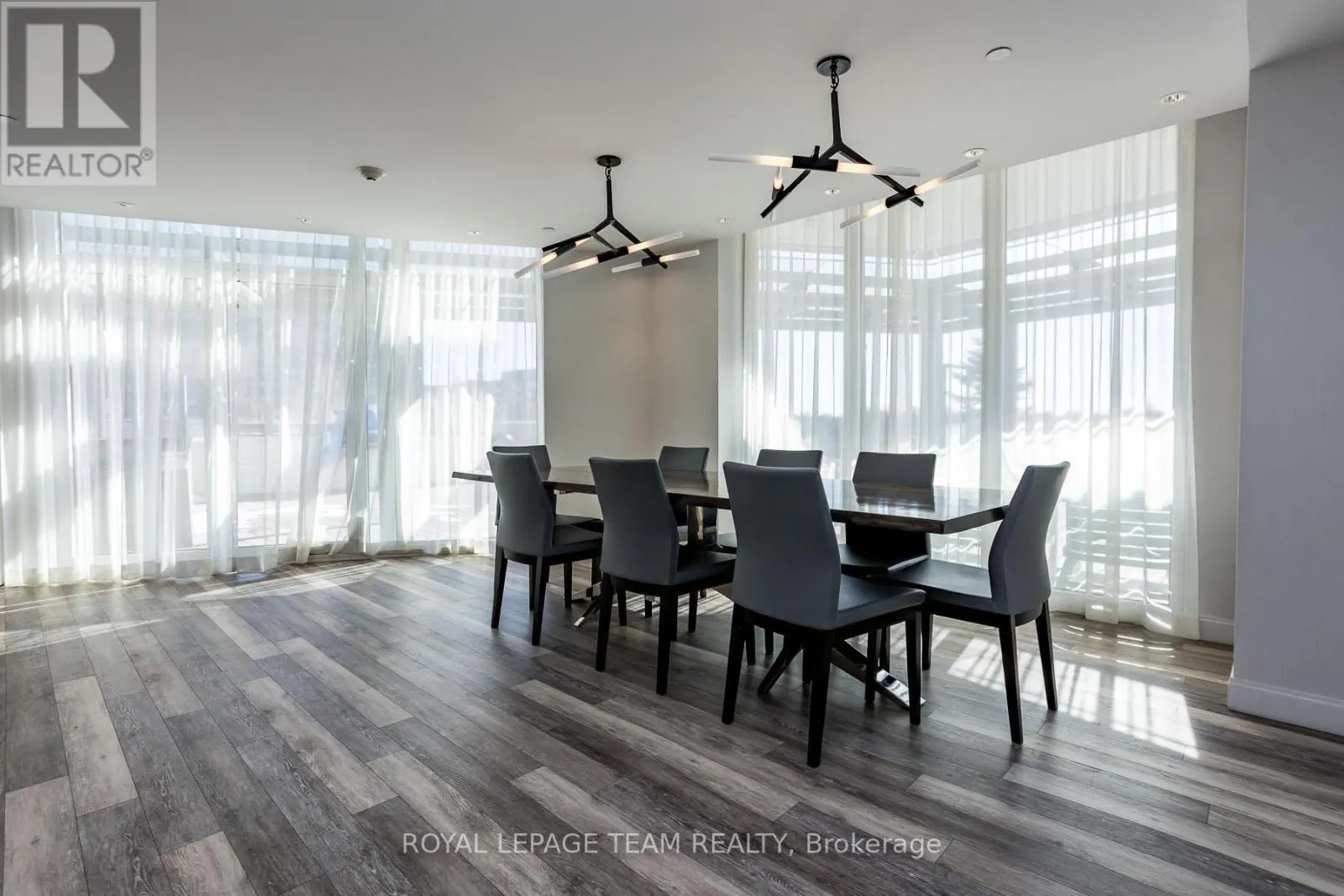 709 - 485 RICHMOND ROAD