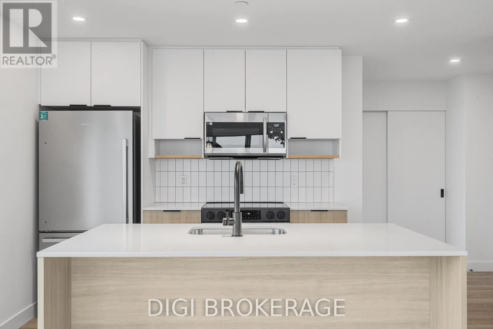 2107 - 1240 CUMMINGS AVENUE