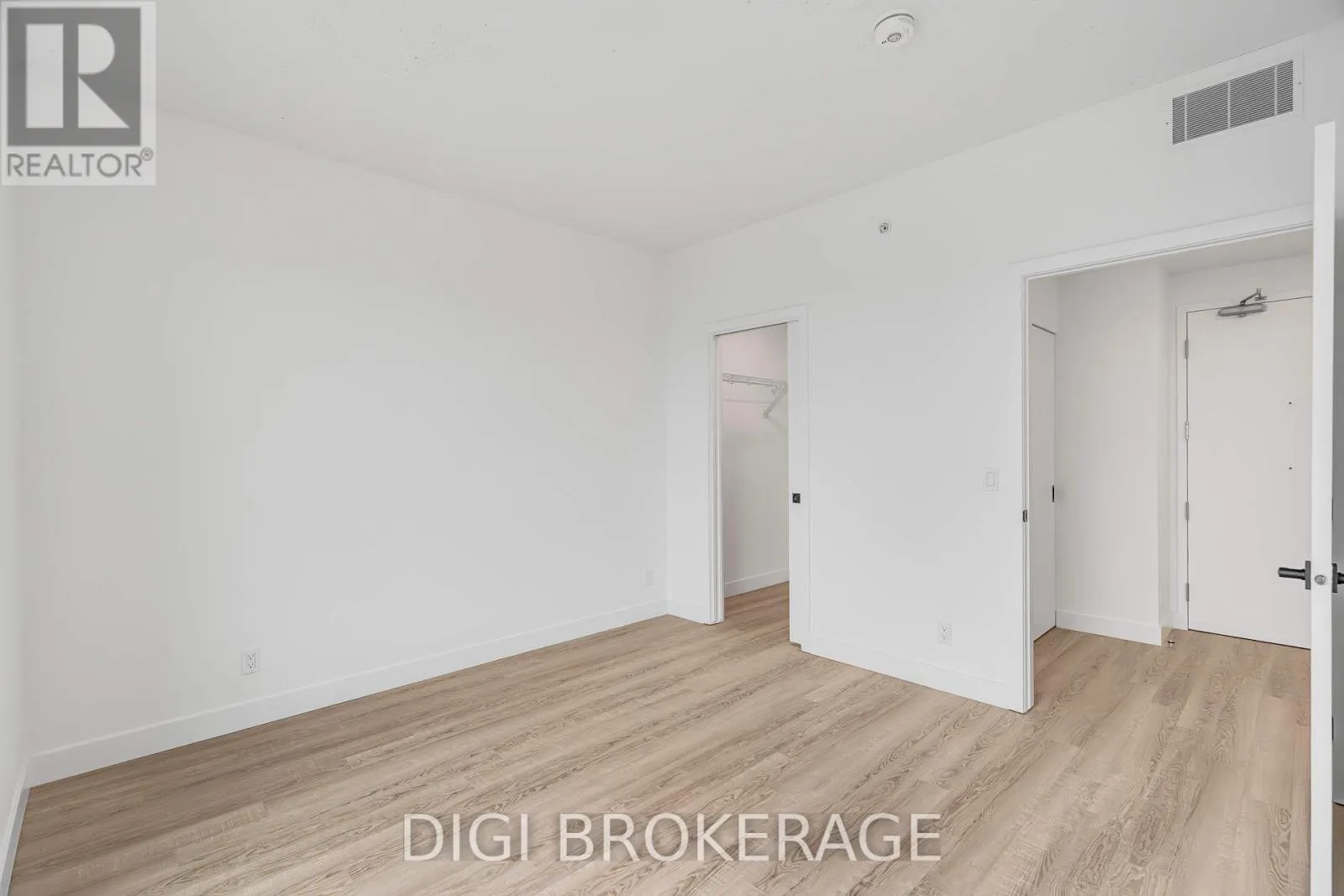 2107 - 1240 CUMMINGS AVENUE