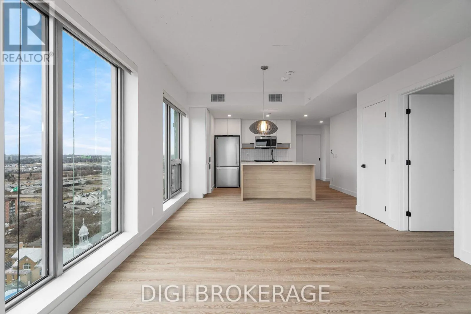 2107 - 1240 CUMMINGS AVENUE