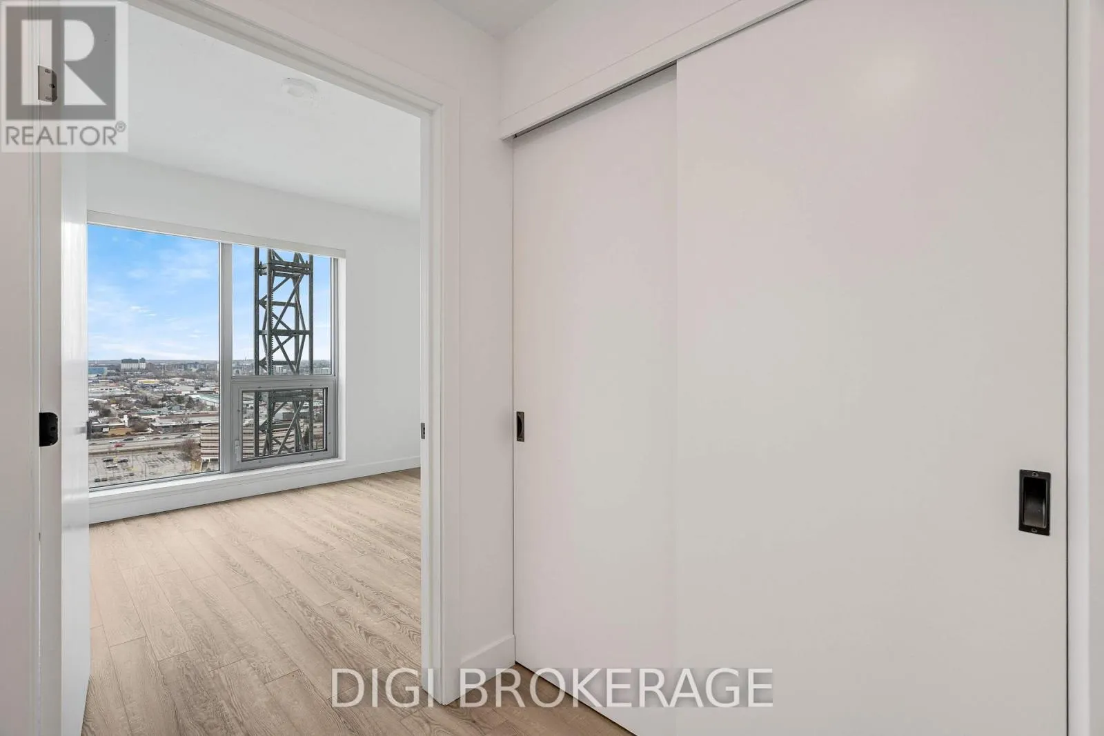 2107 - 1240 CUMMINGS AVENUE