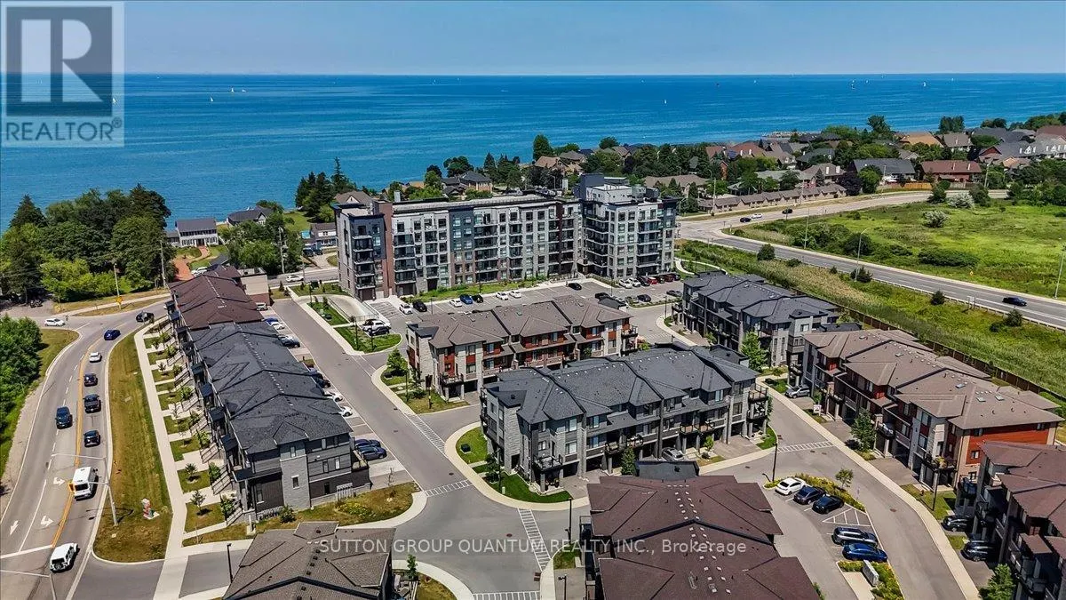 105 - 590 NORTH SERVICE ROAD