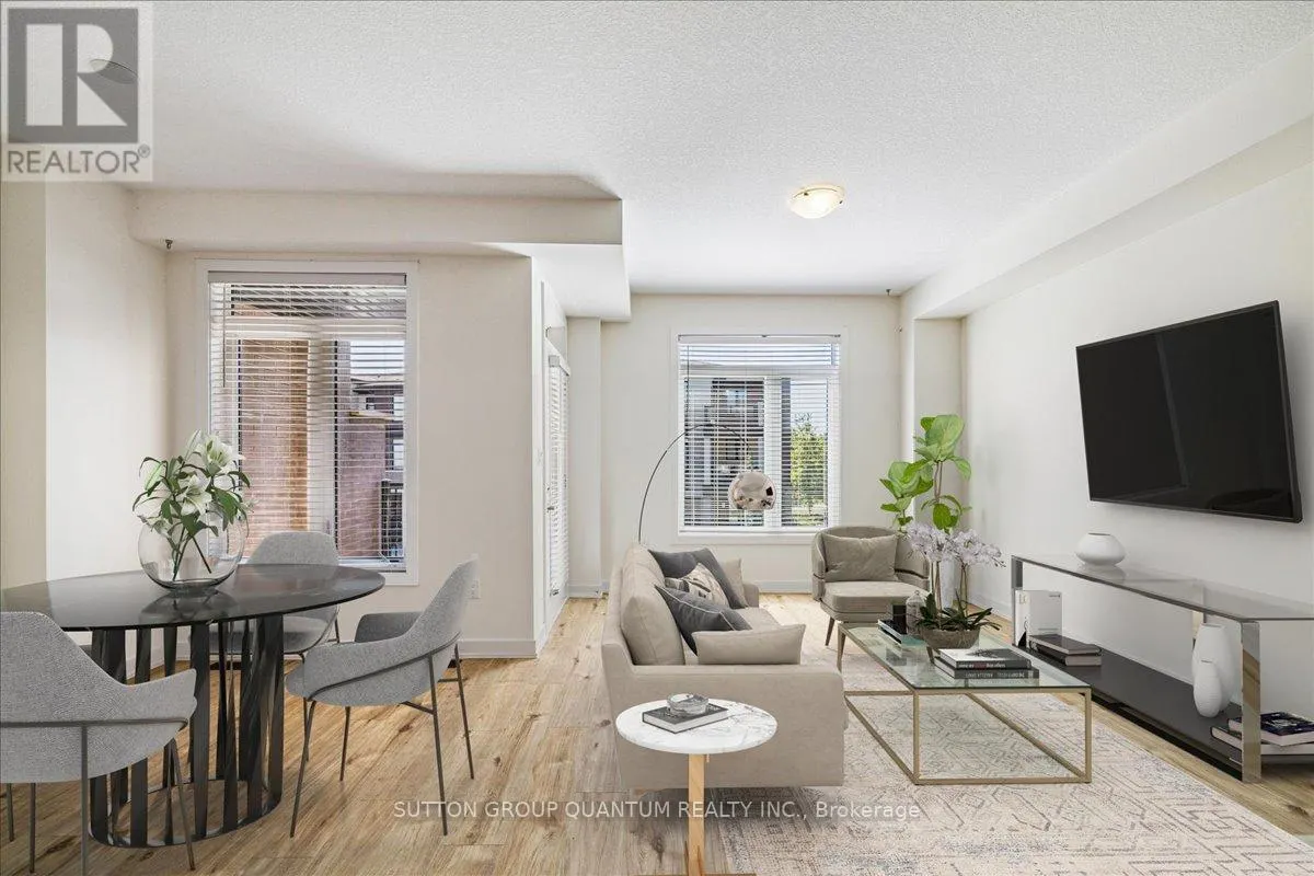 105 - 590 NORTH SERVICE ROAD