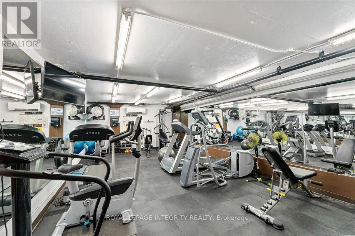 109 - 158A MCARTHUR AVENUE