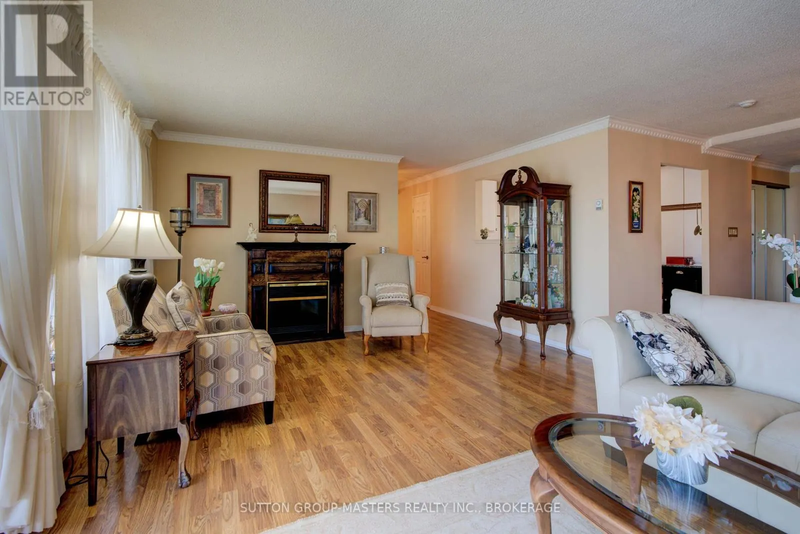 1004 - 257 BATH ROAD, #1004