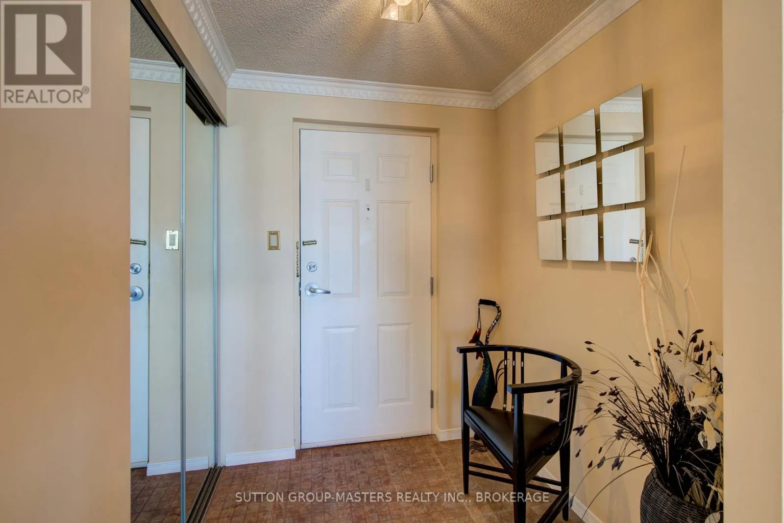 1004 - 257 BATH ROAD, #1004