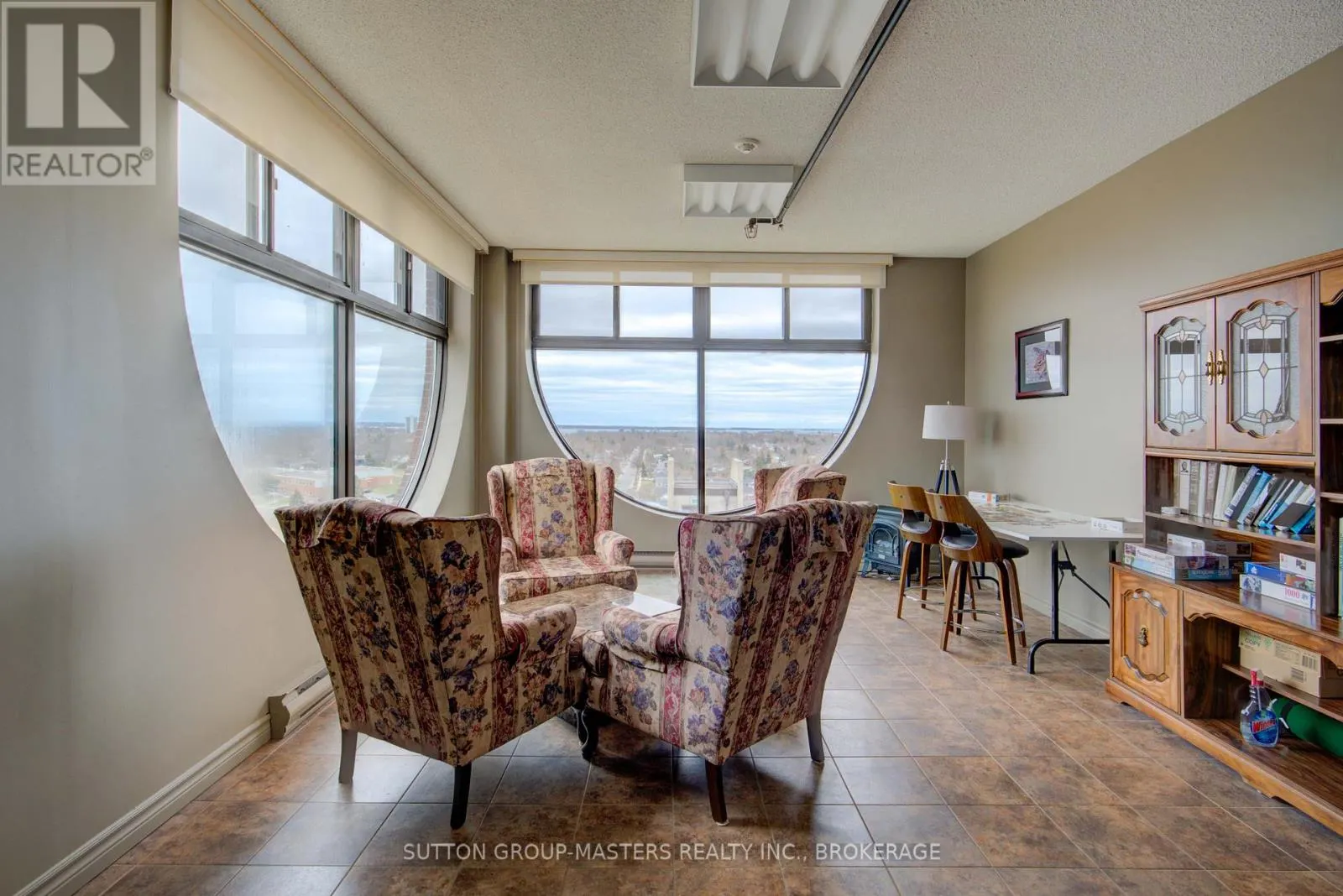 1004 - 257 BATH ROAD, #1004