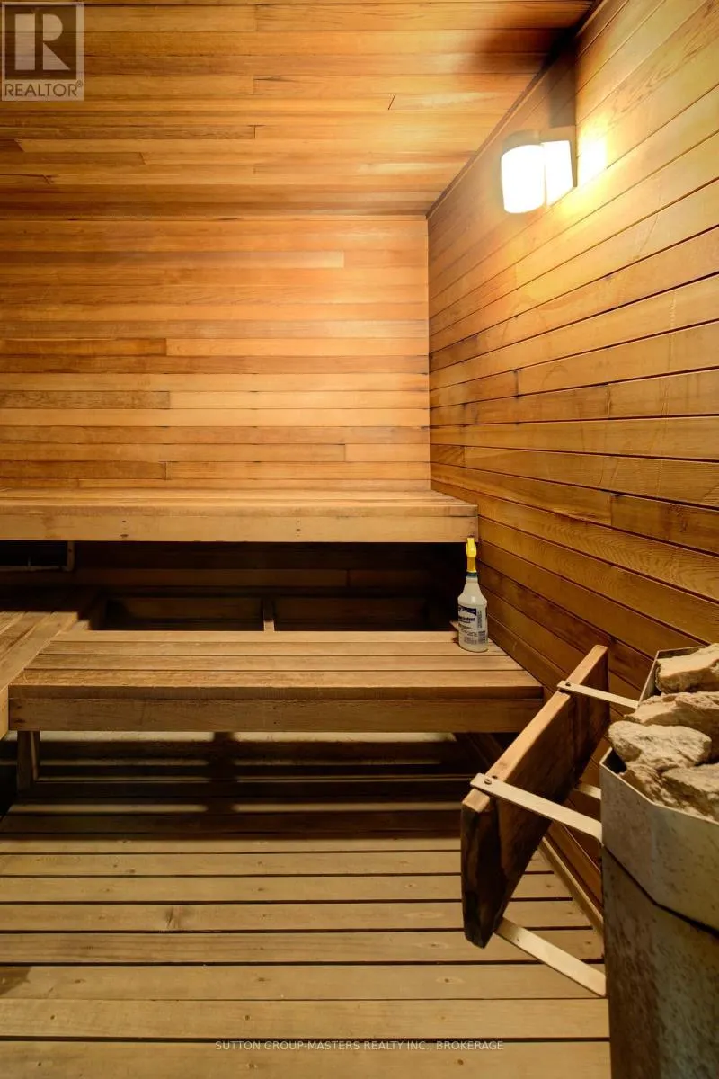 1004 - 257 BATH ROAD, #1004