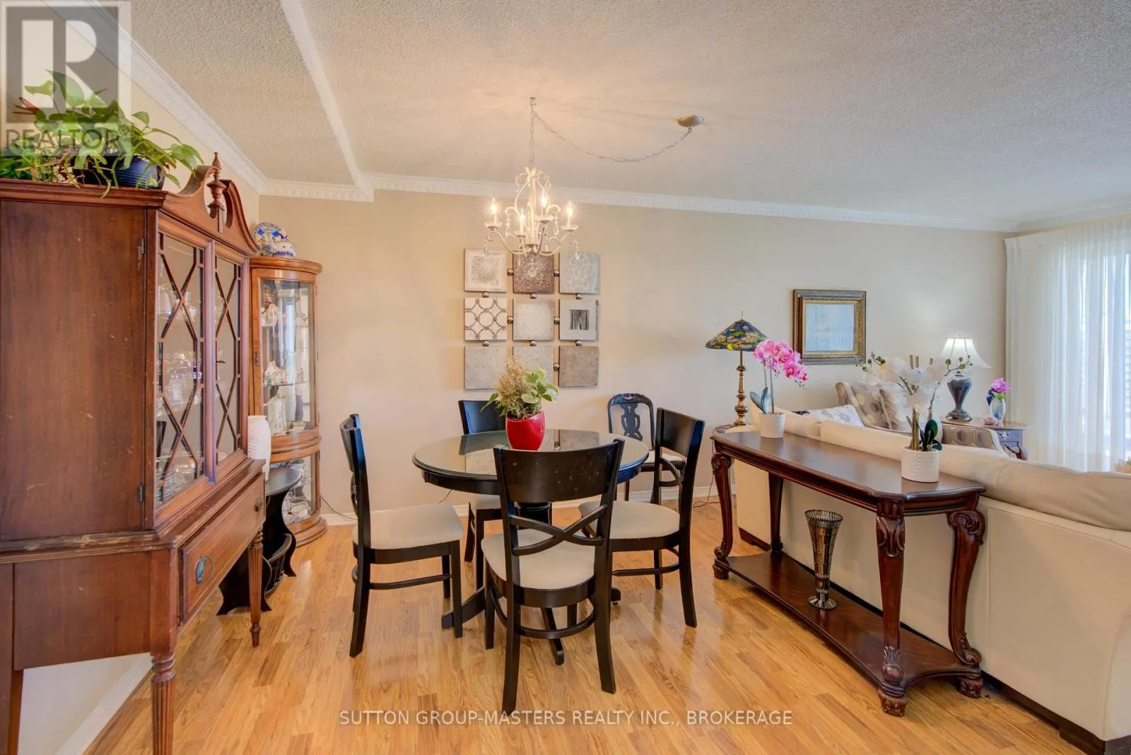 1004 - 257 BATH ROAD, #1004