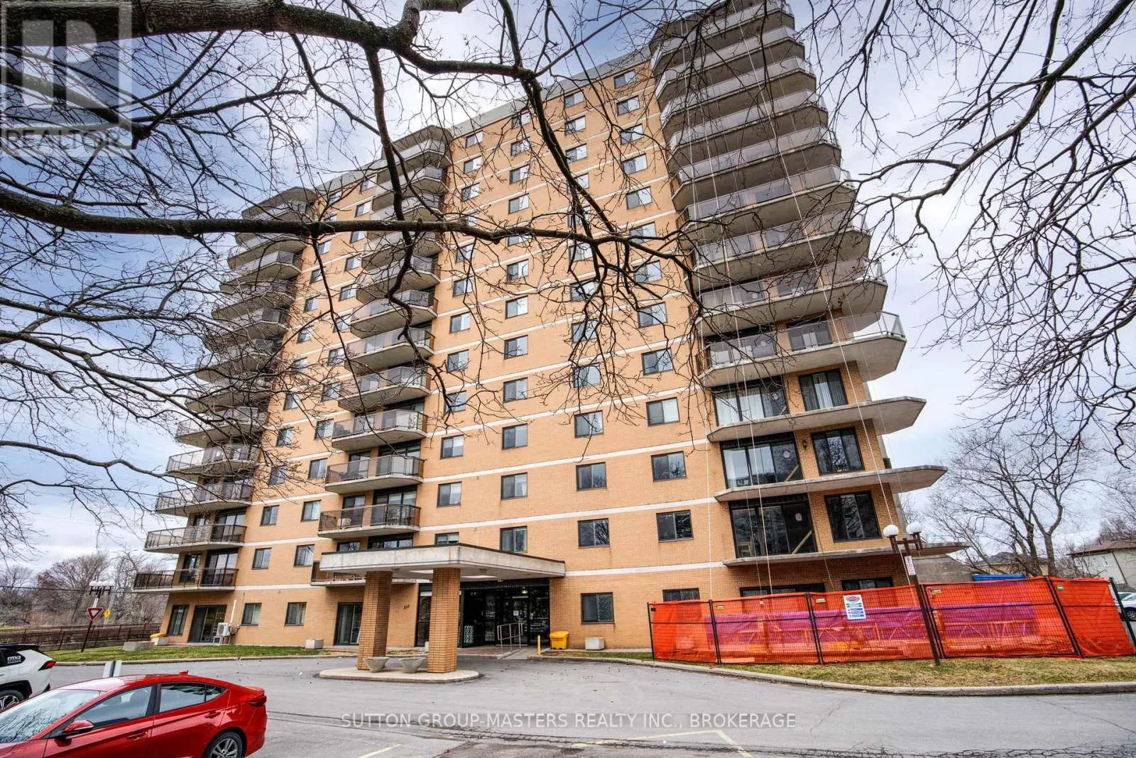 1004 - 257 BATH ROAD, #1004