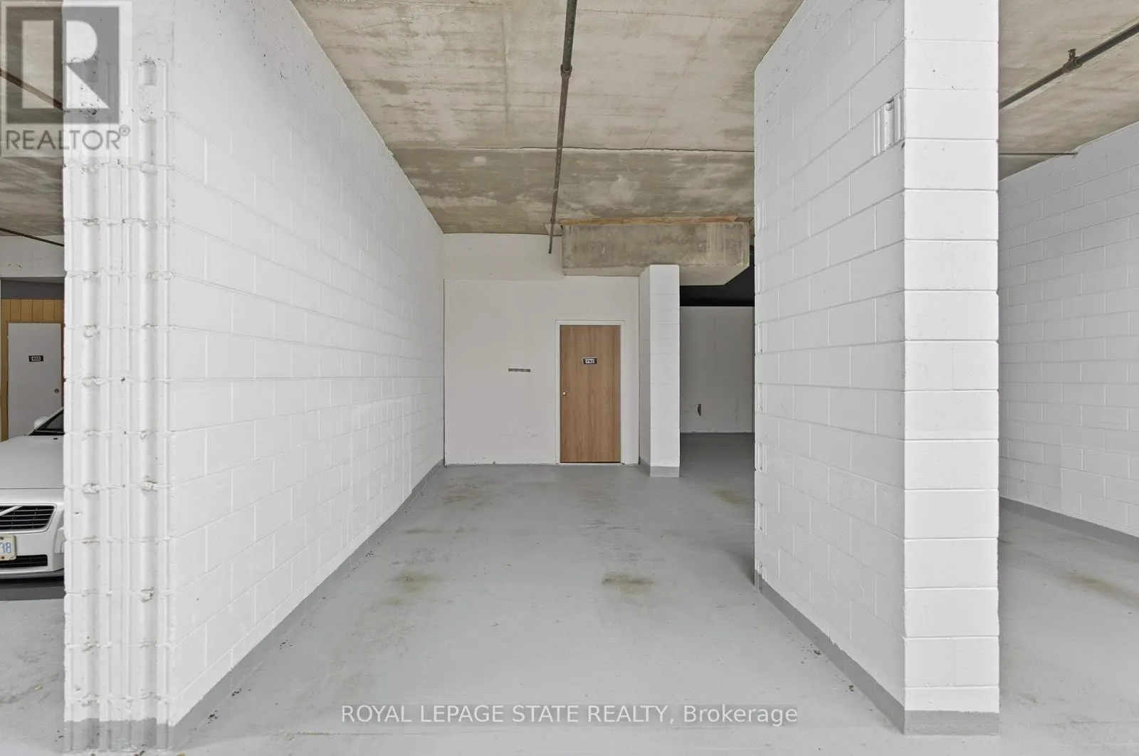 702 - 20 BERKLEY STREET